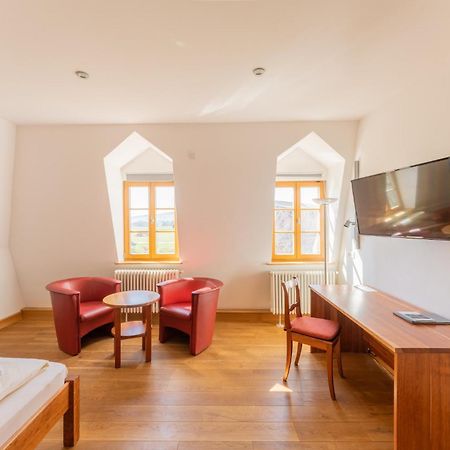 Biohotel Stiftsgut Wilhelmsgluecksbrunn Creuzburg Exterior foto
