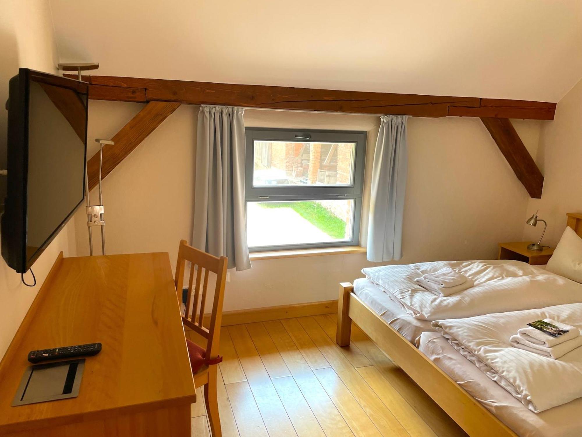 Biohotel Stiftsgut Wilhelmsgluecksbrunn Creuzburg Exterior foto