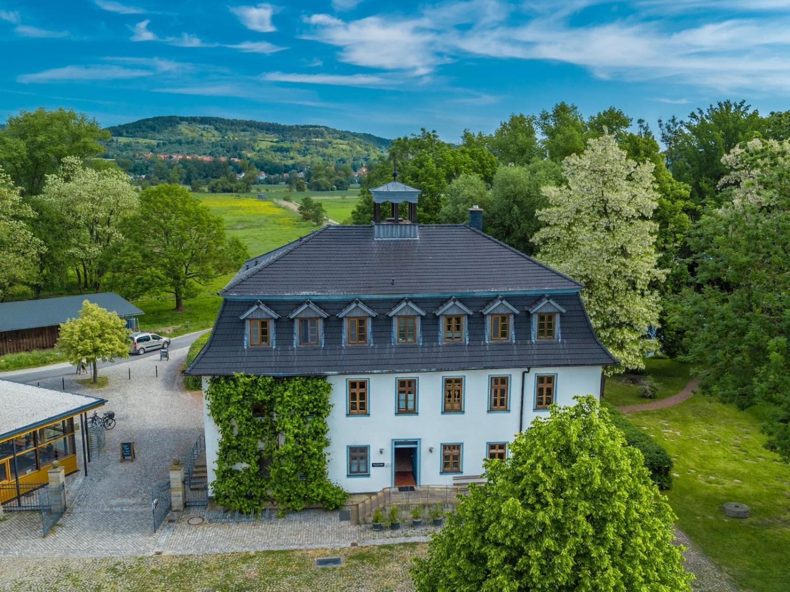 Biohotel Stiftsgut Wilhelmsgluecksbrunn Creuzburg Exterior foto